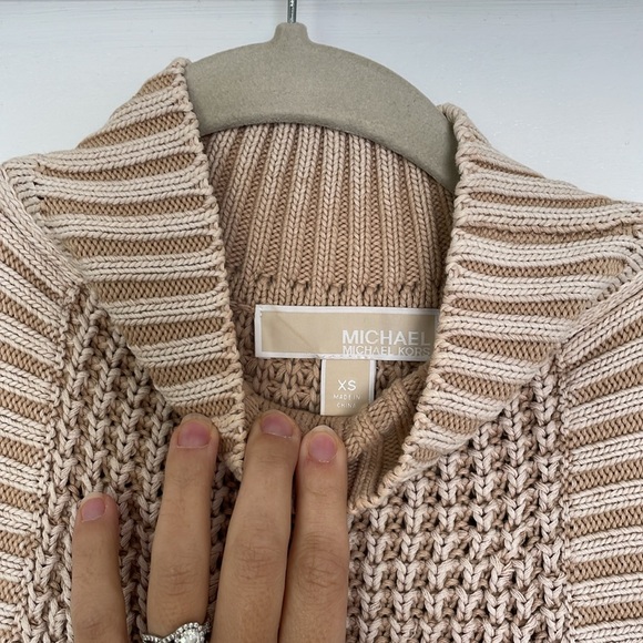 Michael Kors High Neck sleeveless knit sweater top. Tan/beige - Picture 2 of 4